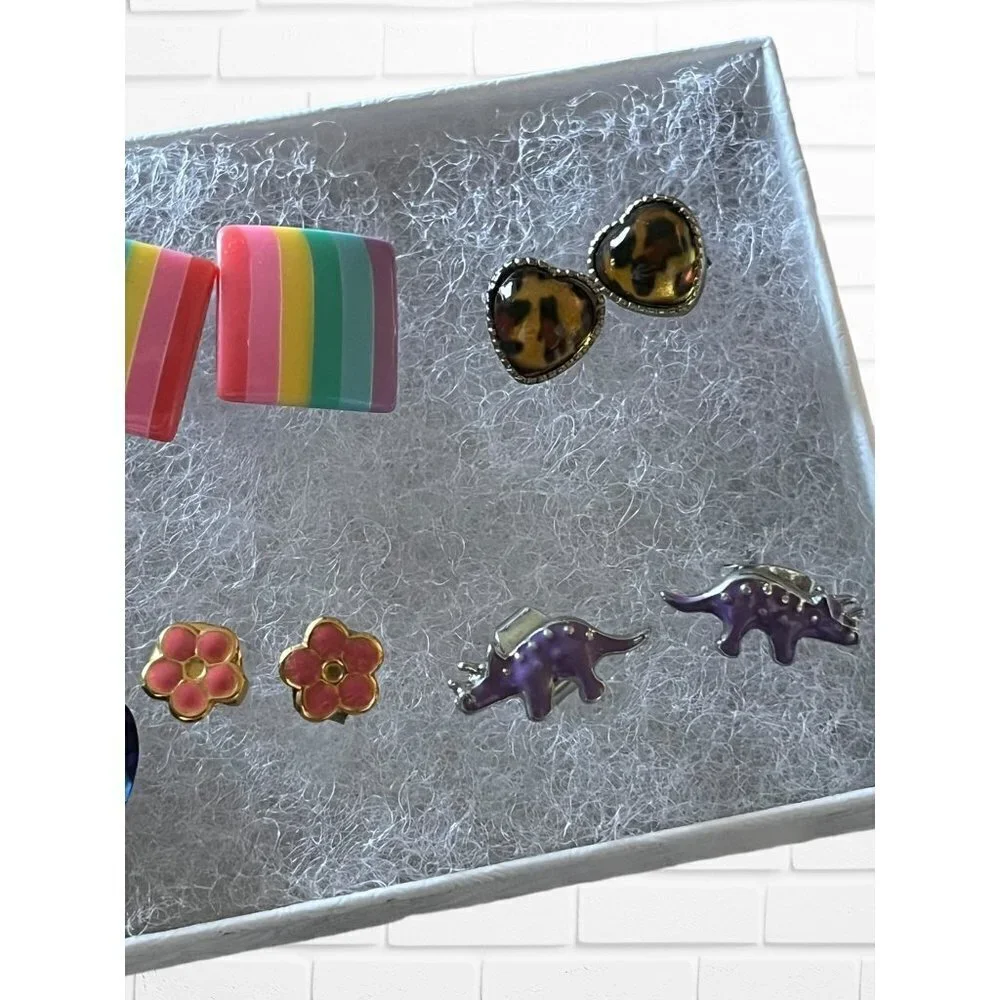 Kids Girls Fashion Earring 6 Pair Lot Post Style Frog Flowers Dino Rainbow‎ Mix